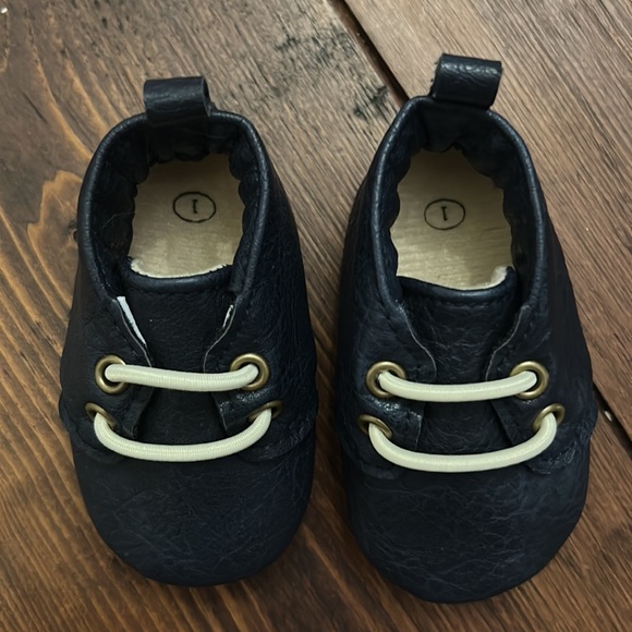 Navy leather booties - Picture 2 of 3